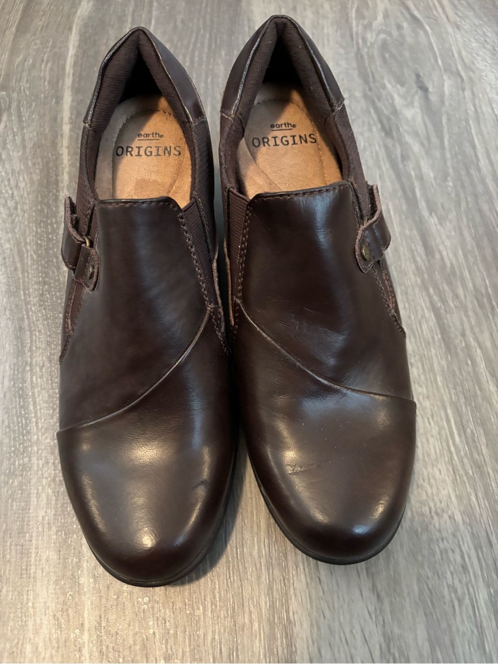 Earth womens Brown Leather Slip-On Loafers with Buckle